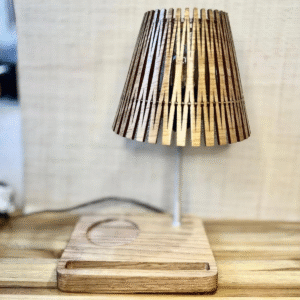 Luminária Fly De Mesa Mdf Laminado Freijo Madeira Natural [F066]